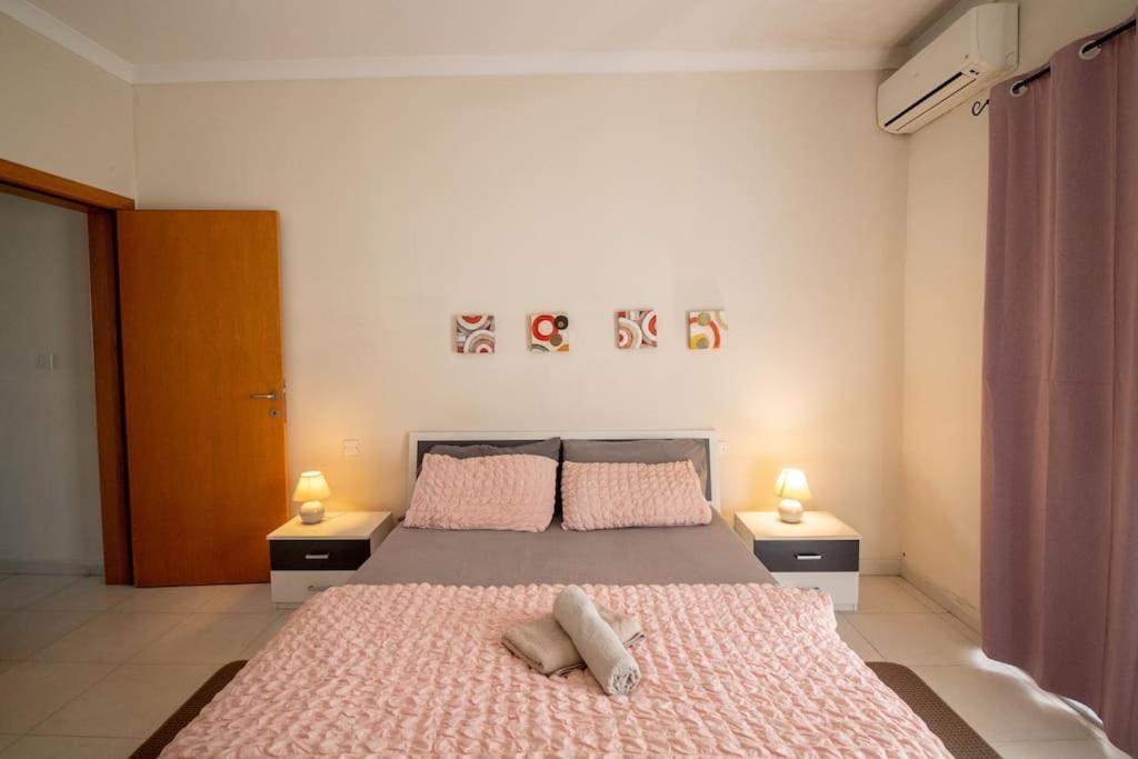 Modern Apt In The Heart Of Maltese Nightlife San Julián Exterior foto